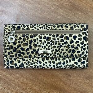 NWOT’s Nine West Cheetah Print Tan & Brown Gold Accents Clutch Wallet